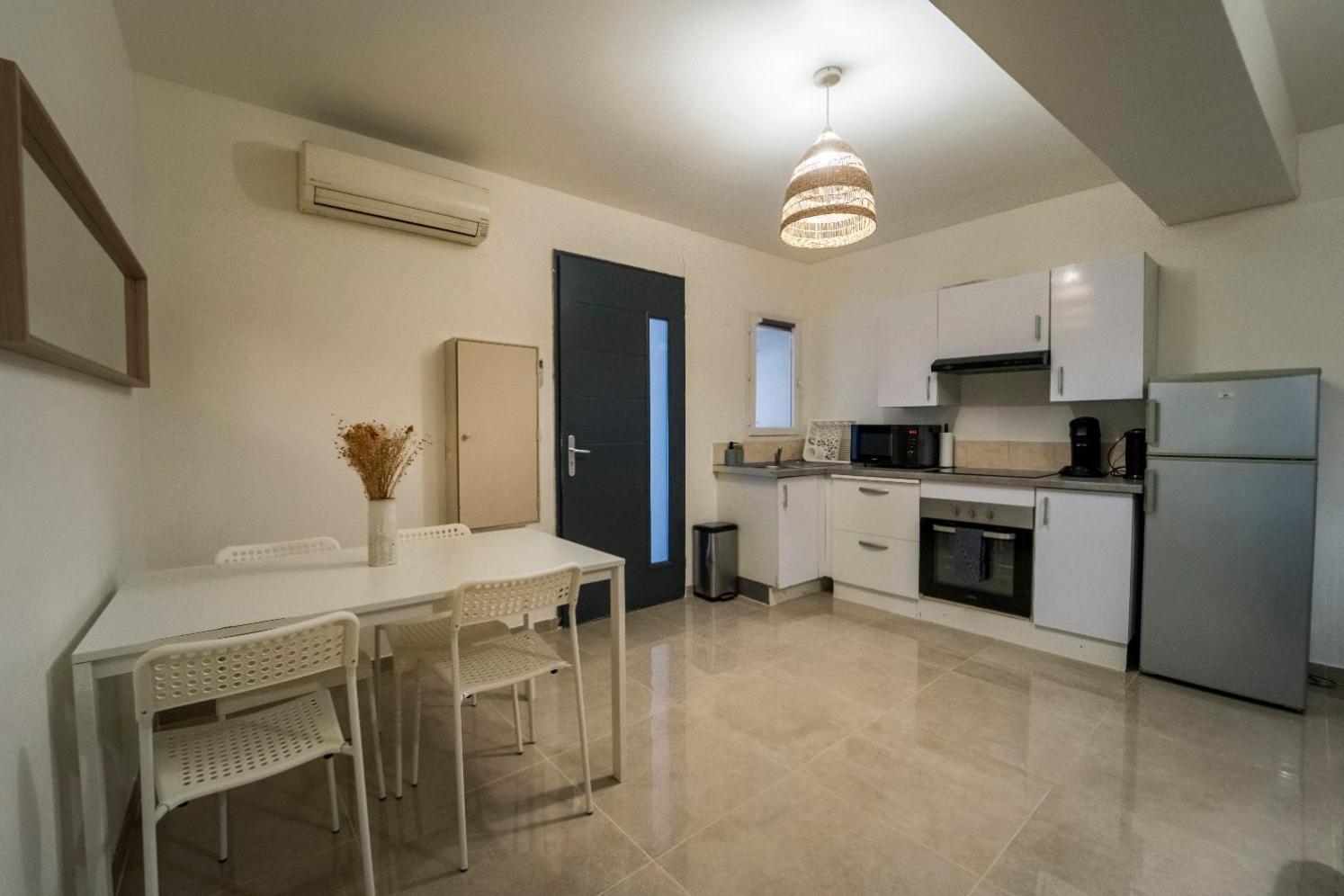Appartement Des Carmes 尼姆 外观 照片
